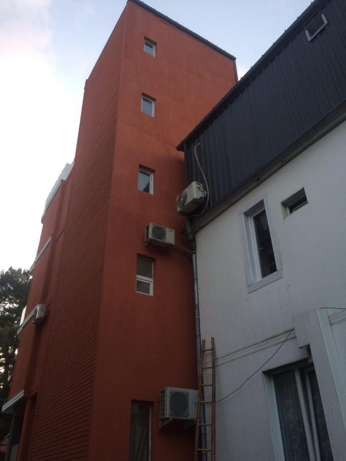 House By The Sea Hotel Kobuleti Exterior photo
